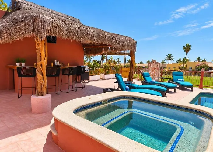 Casa Sydney With Pool, Hot Tub And Golf Course Views Apartamento *