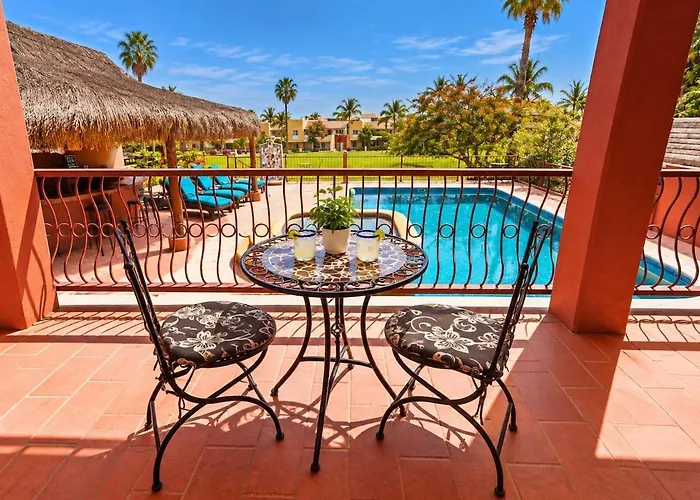 Casa Sydney With Pool, Hot Tub And Golf Course Views Apartamento *