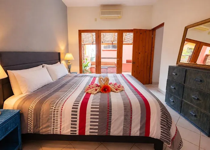 Casa Sydney With Pool, Hot Tub And Golf Course Views San José del Cabo